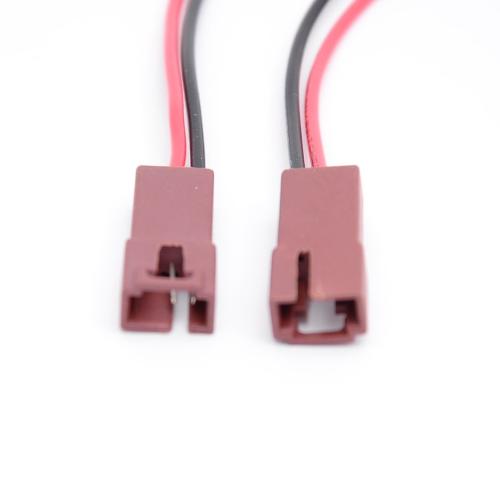 Cables Adaptateurs HP 2 Cables adaptateurs haut-parleur compatible avec Fiat Citroen Peugeot 99-06