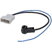 Adaptateur Antenne ISO M coude compatible avec Nissan Almera Juke Maxima Navara Pathfinder Qashqai Tiida Versa X-Trail