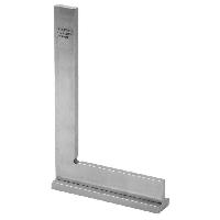 angle-et-niveau-equerre-compas-regle-rapporteur-trusquin-