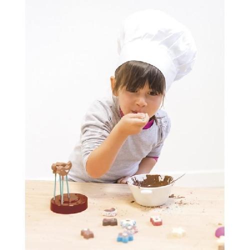 Dinette - Cuisine Atelier chocolat - SMOBY - Chef Chocolat Factory - 10 accessoires - Livre de recettes - Des 5 ans