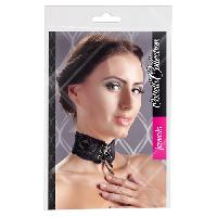 Attacher Collier en dentelle noir