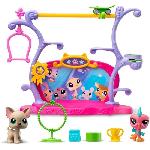 Figurine Miniature - Personnage Miniature BANDAI - Littlest Pet Shop - Coffret Pets Got Talent - Ensemble de jeu avec 2 animaux. décor et accessoires - BF00558