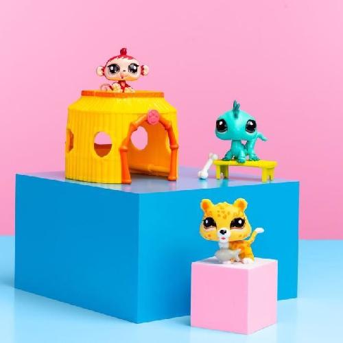 Figurine Miniature - Personnage Miniature BANDAI - Littlest Pet Shop - Pack Tiki Jungle - 3 animaux et accessoires - BF00515