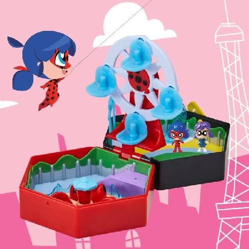 Figurine Miniature - Personnage Miniature BANDAI - Miraculous Ladybug - Mini univers Chibi Parc d'attractions - Mini figurines Marinette et Climatika incluses - P50553