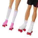 Poupee Barbie-Fashionistas-Coffret poupées et accessoires patins a roulettes HXK90