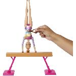 Poupee Barbie-Gymnastique-Coffret avec poupée et plus de 10 accessoires HRG52