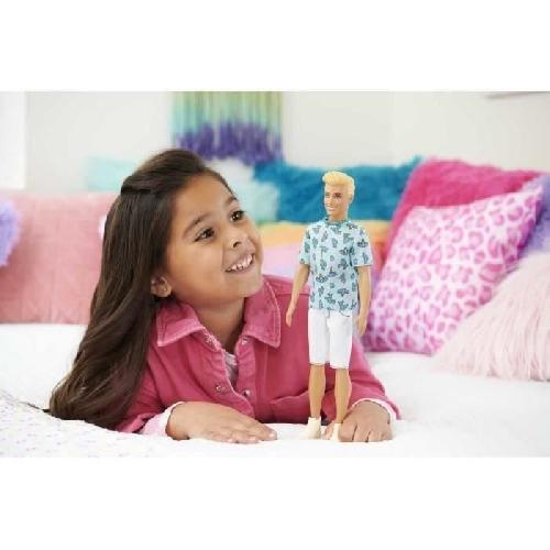 Poupee Barbie-Ken Fashionistas-Poupée blonde avec t-shirt cactus HJT10