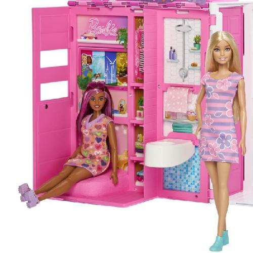 Univers Miniature - Habitation Miniature - Garage Miniature Barbie-Maison de vacances-Coffret et poupee. 4 zones et 11 accessoires HRJ77