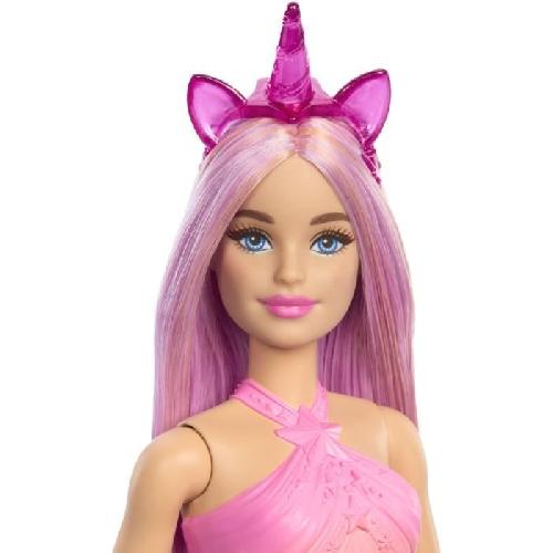 Poupee Barbie-Poupées Licorne avec cheveux fantaisie et tenues effet dégradé HRR13