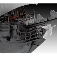 bateau-a-construire-sous-marin-a-construire
