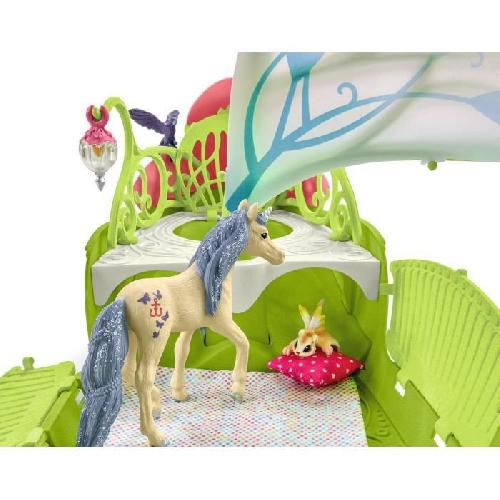 Figurine Miniature - Personnage Miniature Bateau fleuri magique de Sera. coffret de jeu de 40 pieces avec figurine de licorne. elfe et coffre au trésor. jouet pour enfants