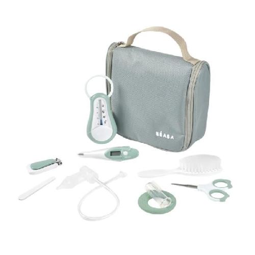 Set De Soin BEABA. Trousse de toilette bebe. nomade. 9 accessoires. vert sauge