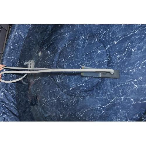 Robot De Nettoyage - Balai Automatique BESTWAY Aspirateur pour spas Airjet et Airjetplus Bestway