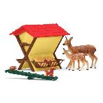 Figurine Miniature - Personnage Miniature Cabane des animaux de la foret. Coffre schleich 42658 Farm World. pour enfants des 3 ans