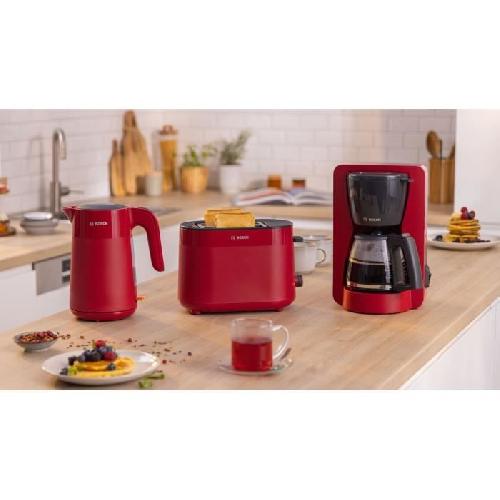 Cafetiere Cafetiere Filtre - BOSCH - TKA2M114 MyMoment - Rouge - Capacité 1.25L - verseuse verre - systeme anti-gouttes