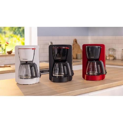 Cafetiere Cafetiere Filtre - BOSCH - TKA2M114 MyMoment - Rouge - Capacité 1.25L - verseuse verre - systeme anti-gouttes