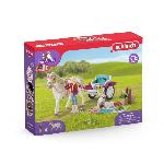 Figurine Miniature - Personnage Miniature Caleche pour le spectacle équestre. coffret schleich avec 32 éléments inclus dont 1 cheval schleich et 1 personnage. coffret