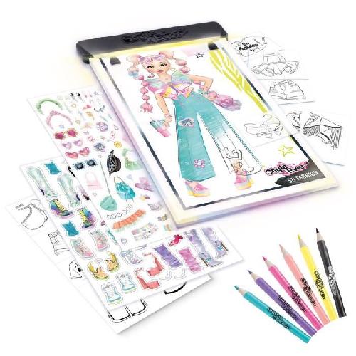 Jeu De Coloriage - Dessin - Pochoir Canal Toys - STYLE 4 EVER - Fashion designer Tablette lumineuse - OFG 320