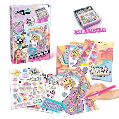 Jeu De Mode - Couture - Stylisme Canal Toys - STYLE 4 EVER - Kit de Diamant'art - Compatible avec le Diamond Art LED case - OFG 321