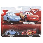 Vehicule Miniature Assemble - Engin Terrestre Miniature Assemble Cars Disney Pixar - Pack de 2 Véhicules (modele aléatoire) - Petite Voiture - 3 ans et + - Disney Pixar Cars - DXV99