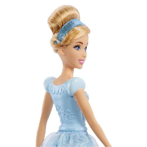 Poupee Cendrillon Poupée 29 cm. Mattel Poupée Disney Princesses habillage et accessoires HLW06