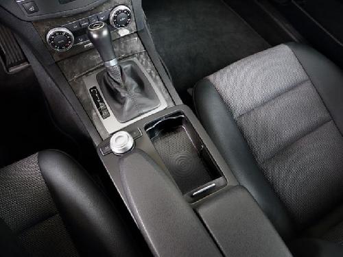 Chargeur Induction Qi Chargeur induction vide poche compatible avec Mercedes classe C W204 classe E W212 W207