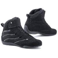 chaussure-botte-sur-chaussure chaussure-botte-sur-chaussure