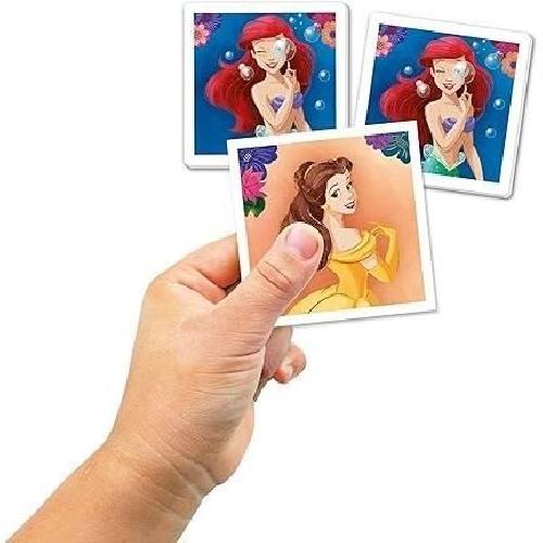 Jeu D'apprentissage Clementoni - Edukit - Disney Princesses - Coffret apprentissage 4 en 1 - 2 puzzles. 1 mémo. 1 jeu de 6 cubes - Fabriqué en Italie