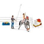 Figurine Miniature - Personnage Miniature Coffret d'entraînement a la voltige de Mia. coffret schleich avec 18 éléments inclus dont 1 cheval schleich et 2 personnages.