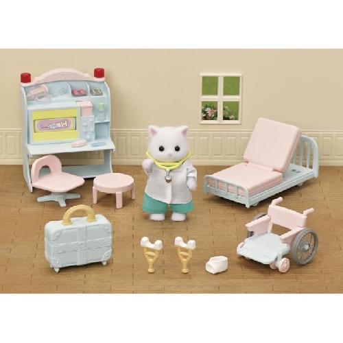 Figurine Miniature - Personnage Miniature Coffret Docteur du Village - Sylvanian Families - Modele 5705 - Accessoires Inclus