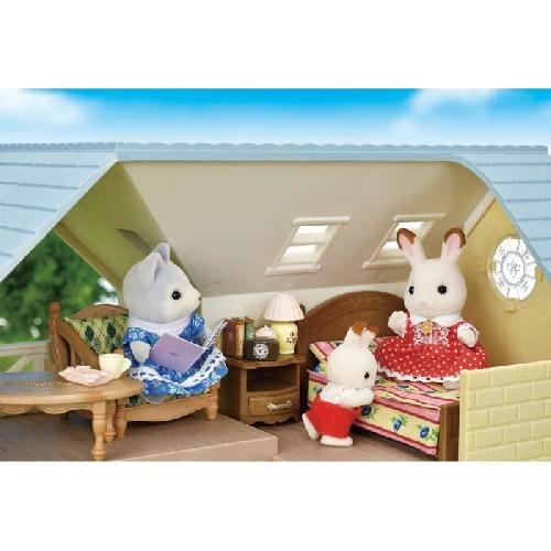 Figurine Miniature - Personnage Miniature Coffret Le cottage au toit bleu - SYLVANIAN FAMILIES - 5671 - Pour Enfant de 5 ans et plus - Mobilier inclus