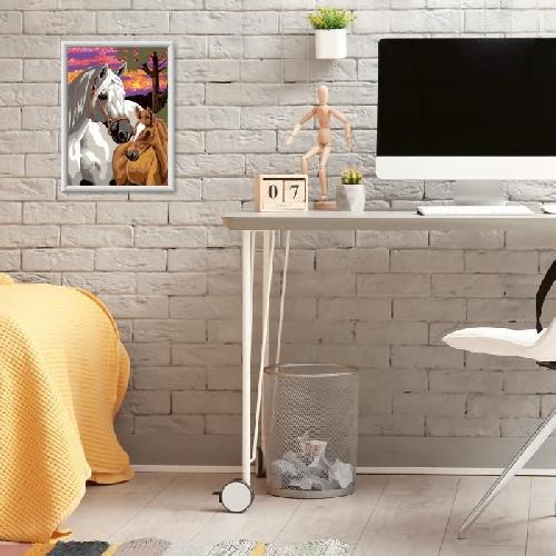 Peinture Au Numero CreArt Kids 18x24cm Chevaux au coucher du soleil. Kit de peinture par numeros Numero d'Art. Des 9 ans. 25809. Ravensburger