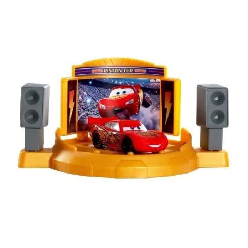 Vehicule Pour Circuit Miniature Disney · Pixar-Cars Piste Tremplin Piston Cup - Coffret Avec Piste