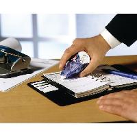 effaceur-correcteur effaceur-correcteur