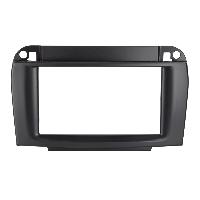 facade-autoradio-mercedes facade-autoradio-mercedes