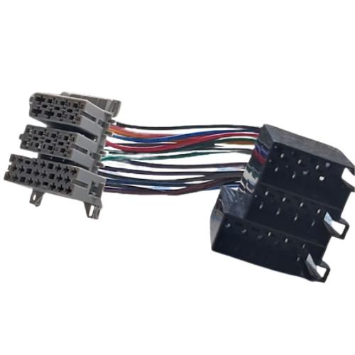 Fiche ISO Opel Fiches ISO vers Mini ISO compatible avec Opel - 26 broches vers 36 broches