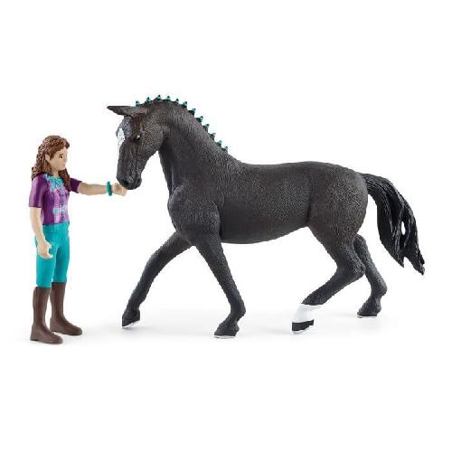 Figurine Miniature - Personnage Miniature Figurine Cavaliere Lisa et Storm. coffret schleich avec 10 éléments inclus dont 1 cheval schleich hanovrien et sa cavaliere.