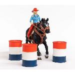 Figurine Miniature - Personnage Miniature Figurine Cowgirl et Tonneaux de Racing et Cheval Schleich - Animaux de la Ferme et Accessoires Western Réalistes - Coffret 7 Pieces