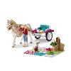 Figurine Miniature - Personnage Miniature Caleche pour le spectacle équestre. coffret schleich avec 32 éléments inclus dont 1 cheval schleich et 1 personnage. coffret