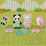 Figurine Miniature - Personnage Miniature Figurines Articulées - SYLVANIAN FAMILIES - Duo Bébés en Habits de Pluie - Panda et Souris Marshmallow