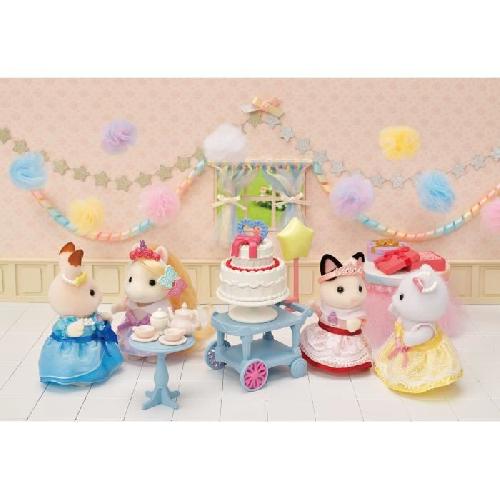 Figurine Miniature - Personnage Miniature Figurines miniatures - SYLVANIAN FAMILIES - 5646 - La fille Chat bicolore et son goûter d'anniversaire