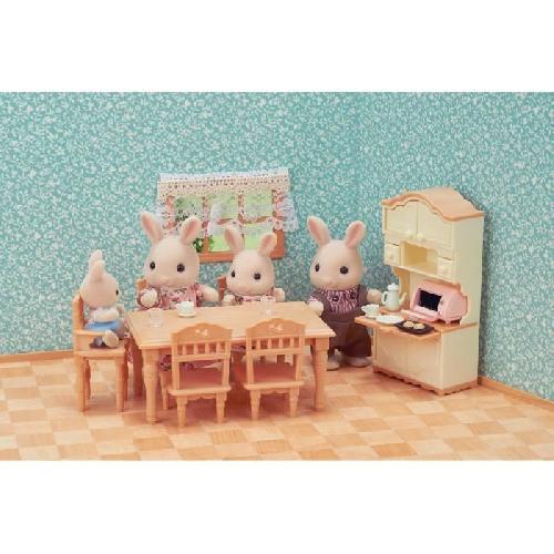 Figurine Miniature - Personnage Miniature Figurines miniatures - SYLVANIAN FAMILIES - La salle a manger - Set complet pour meubler une salle a manger