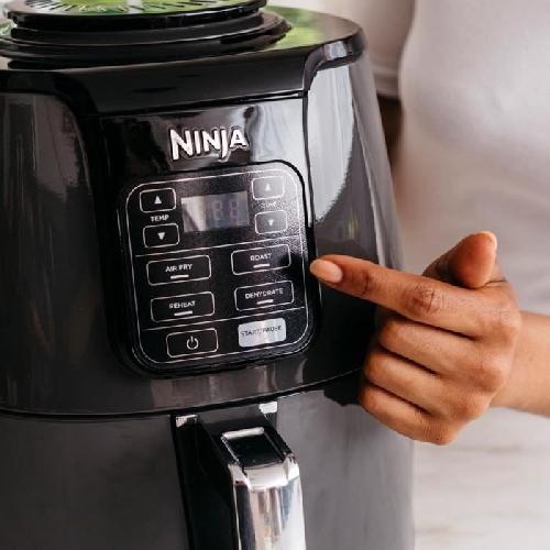 Friteuse Electrique Friteuse Ninja sans huile Air Fryer AF100EU