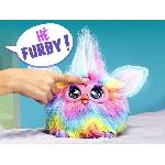 Peluche Furby Tie Dye. 15 accessoires. peluche interactive pour filles et garçons. animatronique activé par la voix. a partir de 6 ans