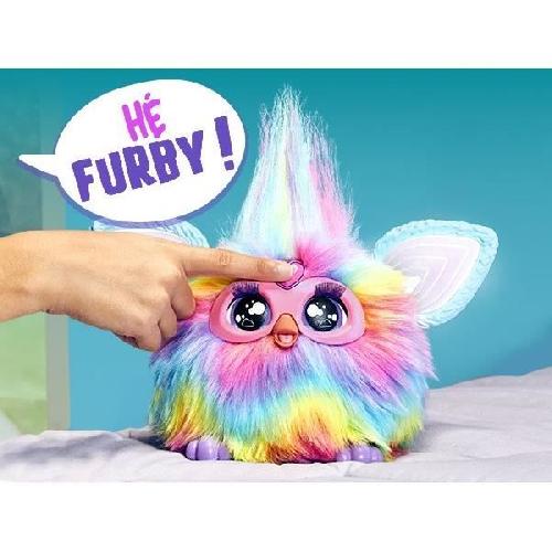 Peluche Furby Tie Dye. 15 accessoires. peluche interactive pour filles et garçons. animatronique activé par la voix. a partir de 6 ans