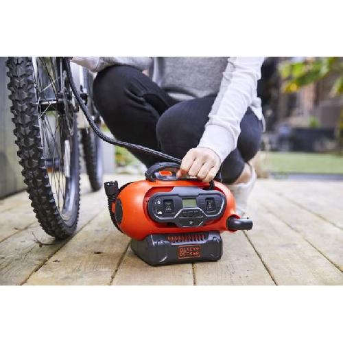 Compresseur Auto Gonfleur-Compresseur Filaire ou sans-fil 18V / 220V BLACK+DECKER - 11 barss/160 PSI (Livré avec 3 Aiguilles) - BDCINF18N-QS