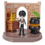 Figurine Miniature - Personnage Miniature Harry Potter - Playset Cours de Potion Magical Minis - 6061847 - Figurine exclusive et Accessoires - Wizard World
