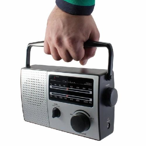 Radio Cd - Radio Cassette - Fm HPG 317R Radio portable AM FM - Look retro