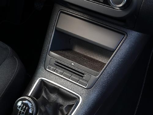 Chargeur Induction Qi Inbay Chargeur induction vide poche compatible avec VW Tiguan et Golf Plus 10W