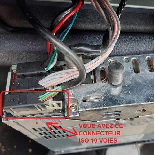 Commande au volant Universelle Interface Commande au volant RN1U compatible avec Renault 88-97 Voir Liste - Universelle -Cd